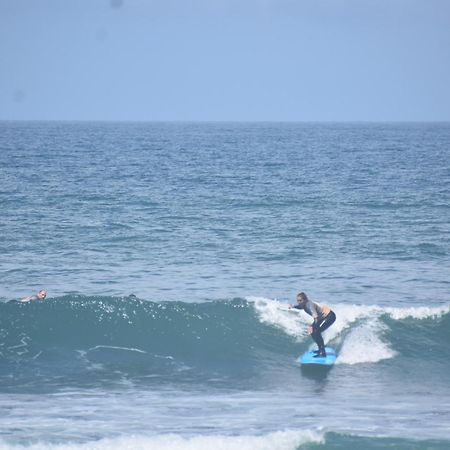 Surf Yoga Ericeira Guest House Exterior foto